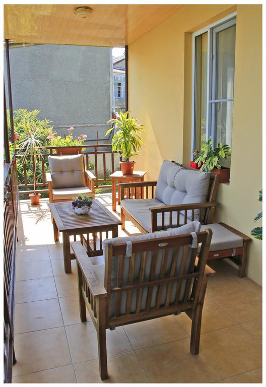 Tinikos Guest House Telawi Zewnętrze zdjęcie