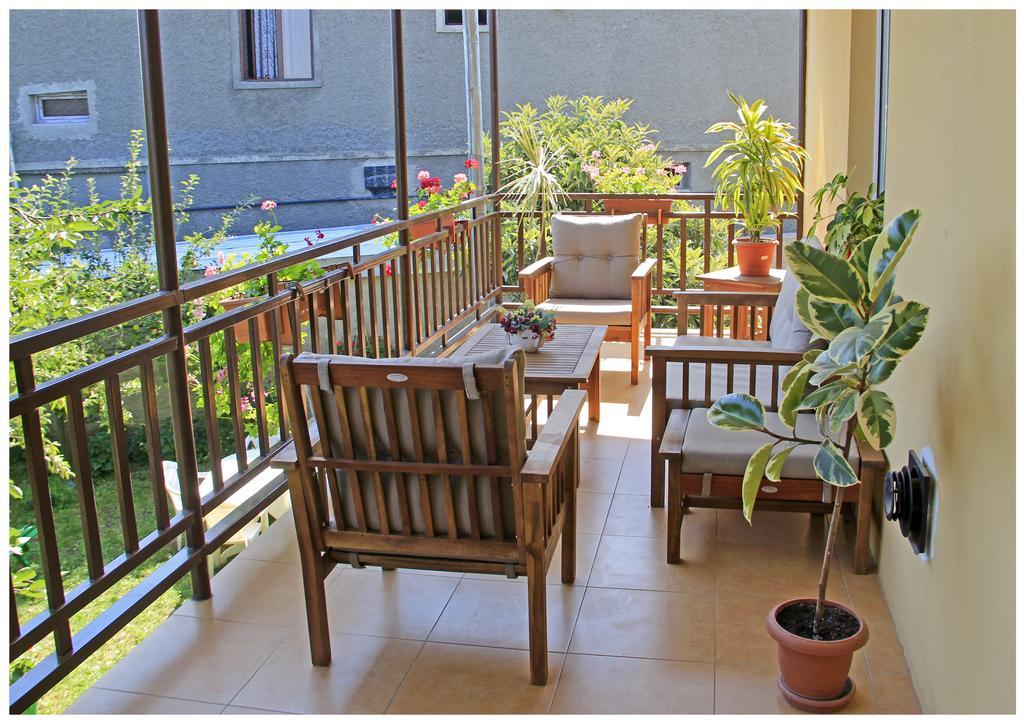 Tinikos Guest House Telawi Zewnętrze zdjęcie