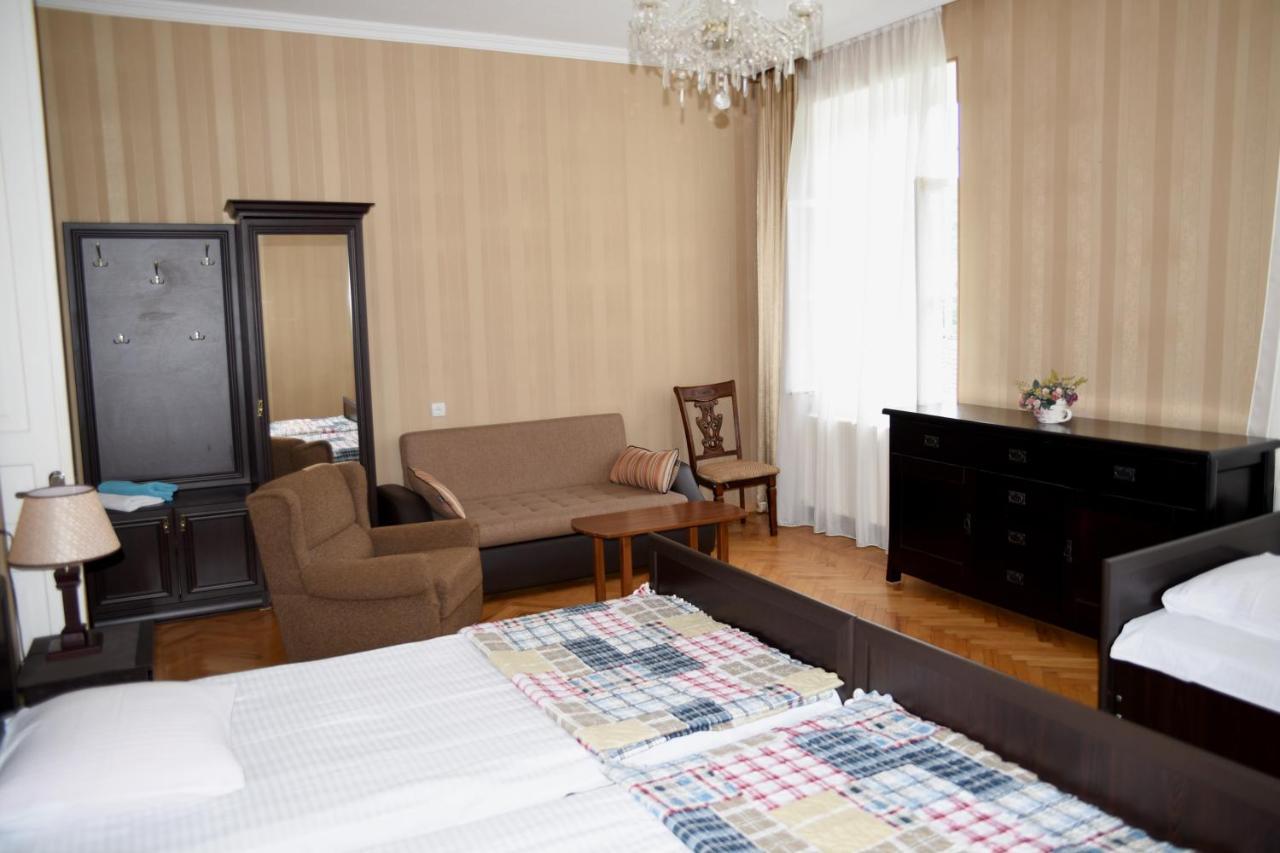 Tinikos Guest House Telawi Zewnętrze zdjęcie