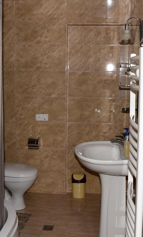 Tinikos Guest House Telawi Zewnętrze zdjęcie