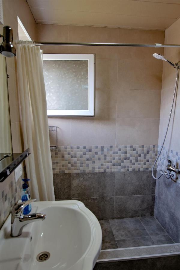 Tinikos Guest House Telawi Zewnętrze zdjęcie